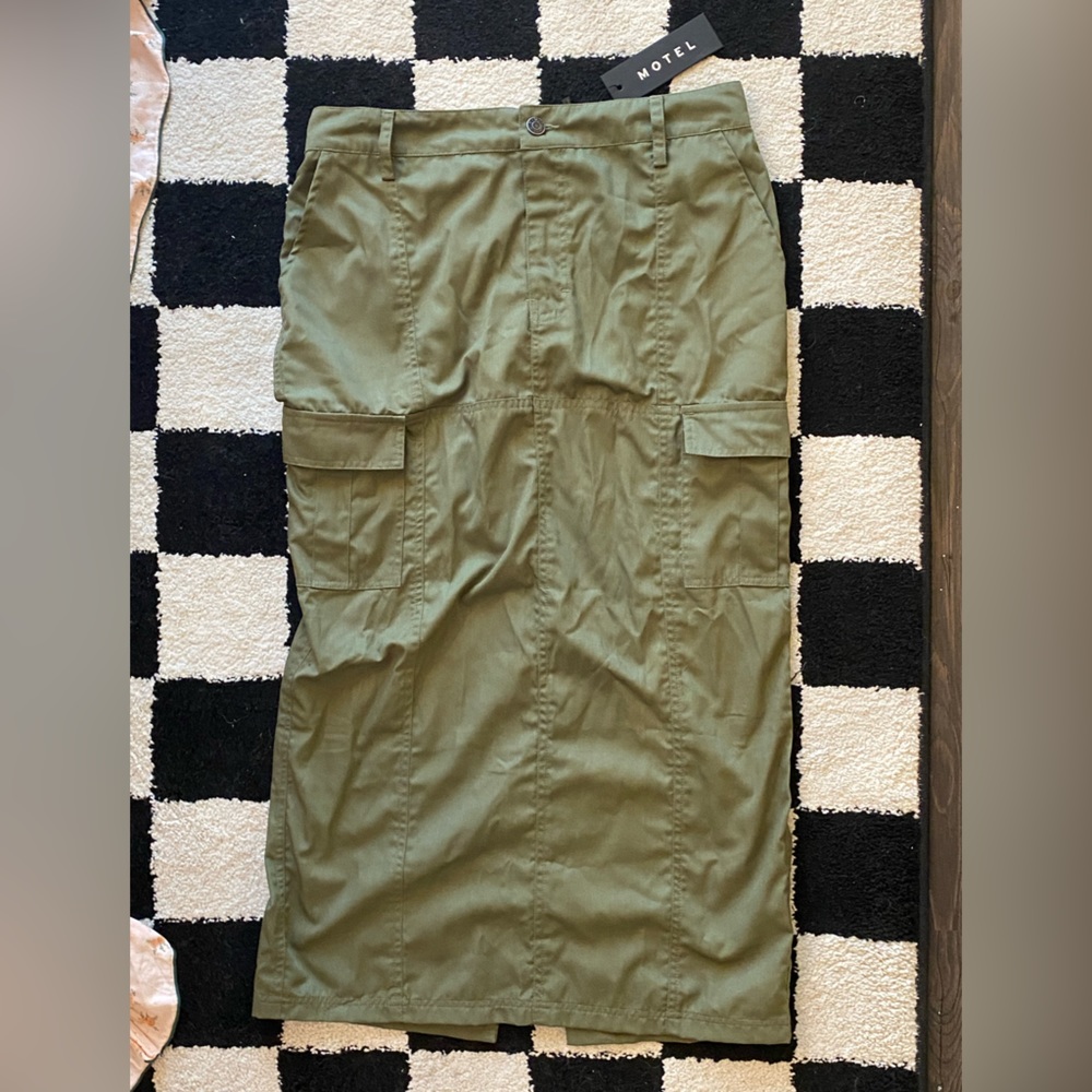 Olive Green Cargo Maxi Skirt - Picture 2 of 4